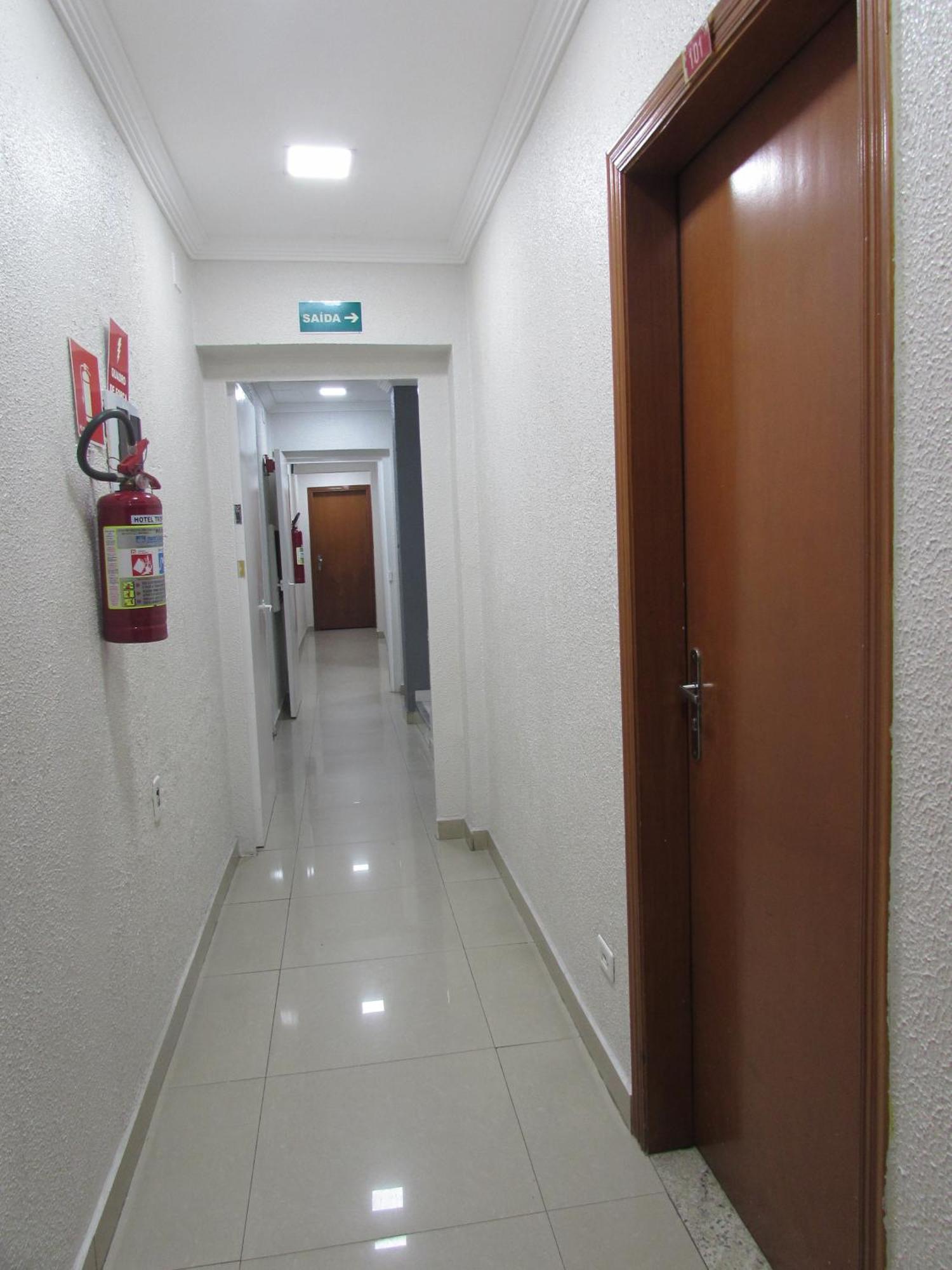 Hotel Tropicalia Proximo A 25 De Marco , Bras E Bom Retiro "Com Estacionamento Conveniado Ao Lado Do Hotel" São Paulo Exteriör bild